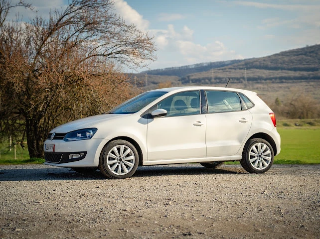 VW Polo, снимка 2 - Автомобили и джипове - 54106586