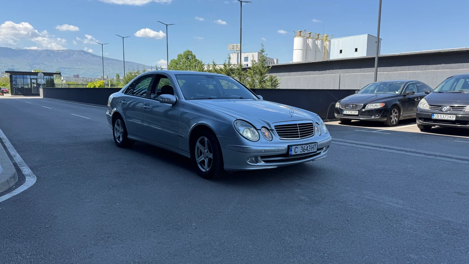 Mercedes-Benz E 270 2.7, снимка 1