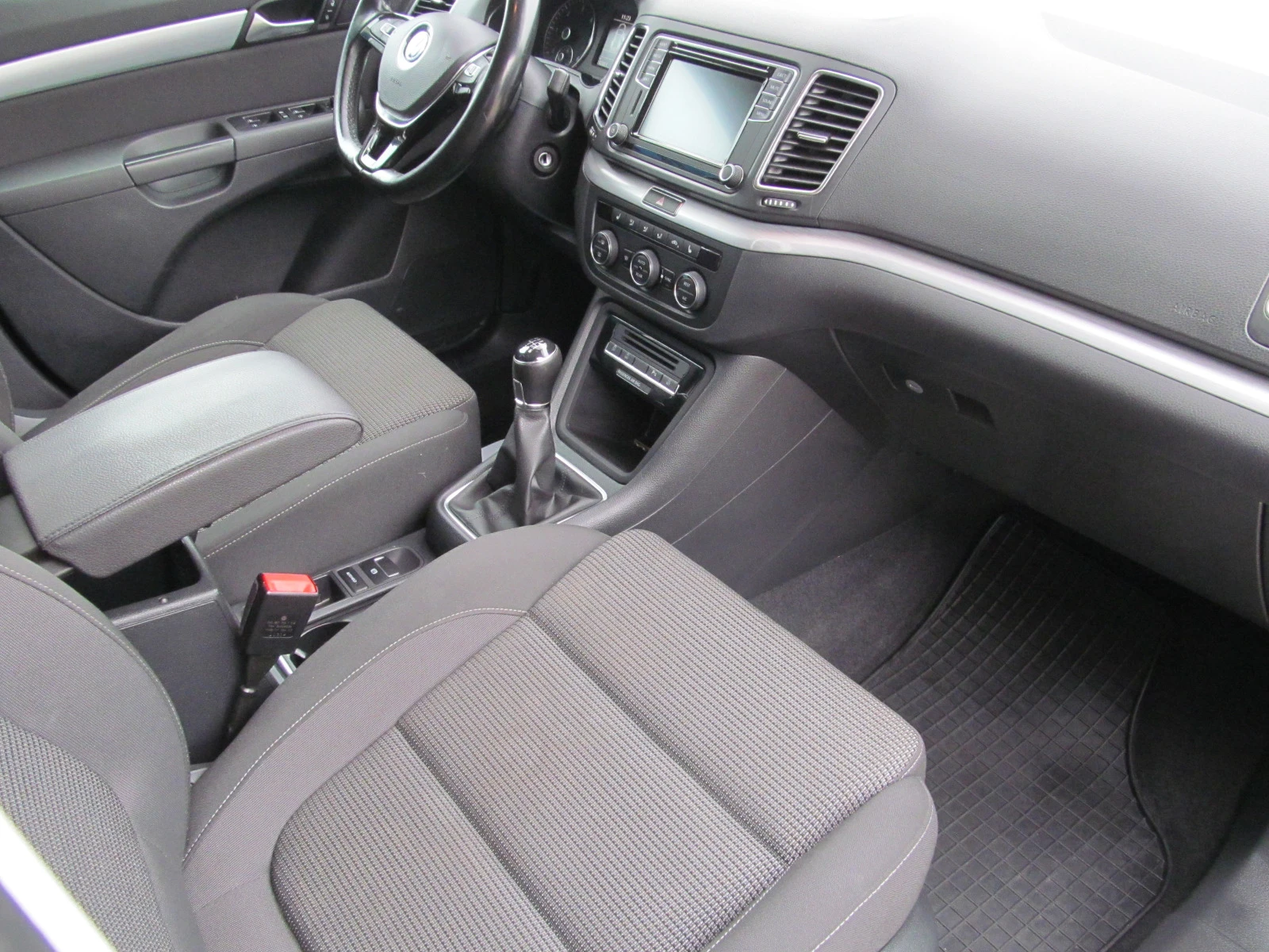 VW Sharan 2.0TDI/EDITION/FACE-LIFT | Mobile.bg   13