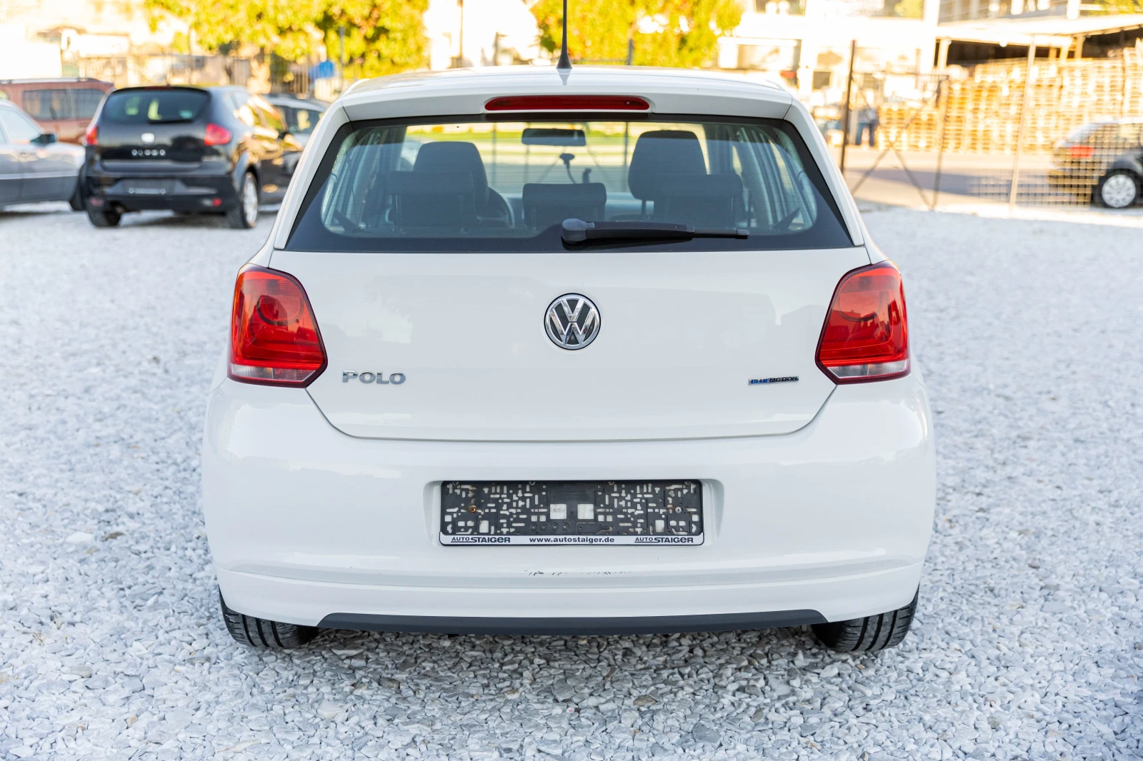 VW Polo 1.2TDI 75кс BLUEMOTION - изображение 6