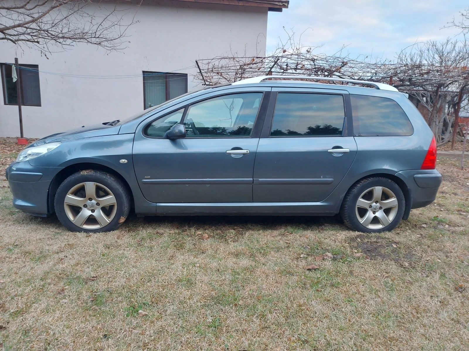 Peugeot 307 1.6 Hdi, 109 к.с, 7 места - изображение 4