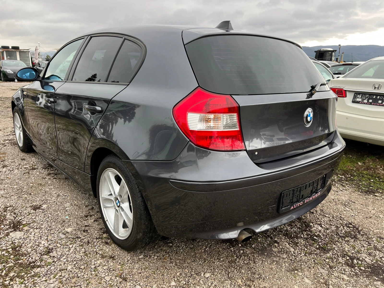 BMW 120 2.0 i Schweiz - изображение 2