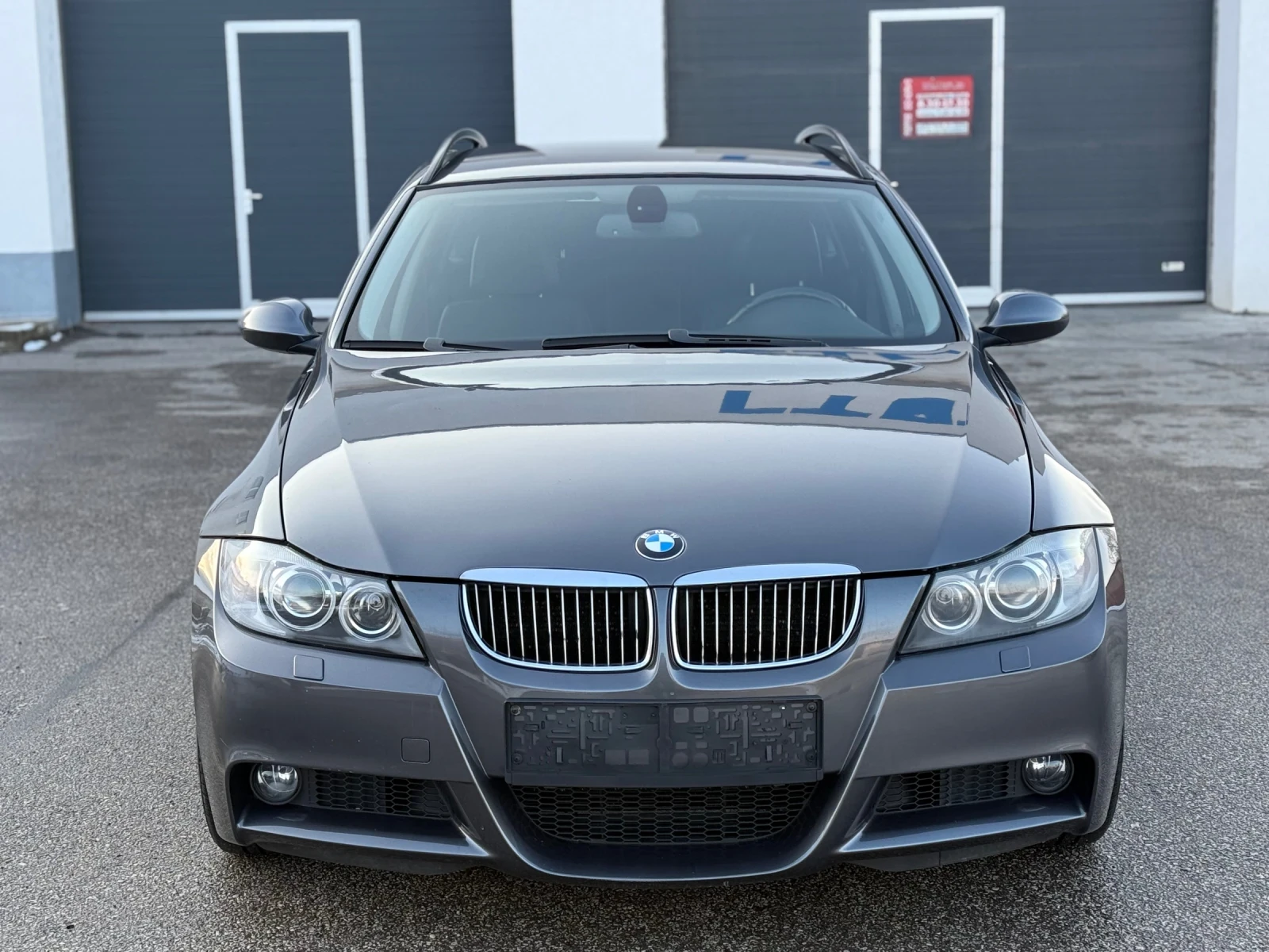 BMW 325 2.5i Автоматик  - изображение 2