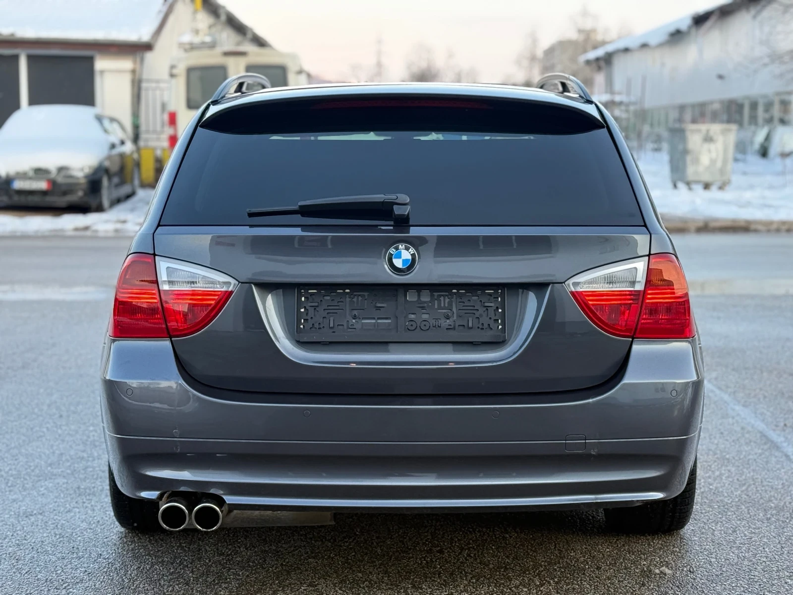 BMW 325 2.5i Автоматик  - изображение 6