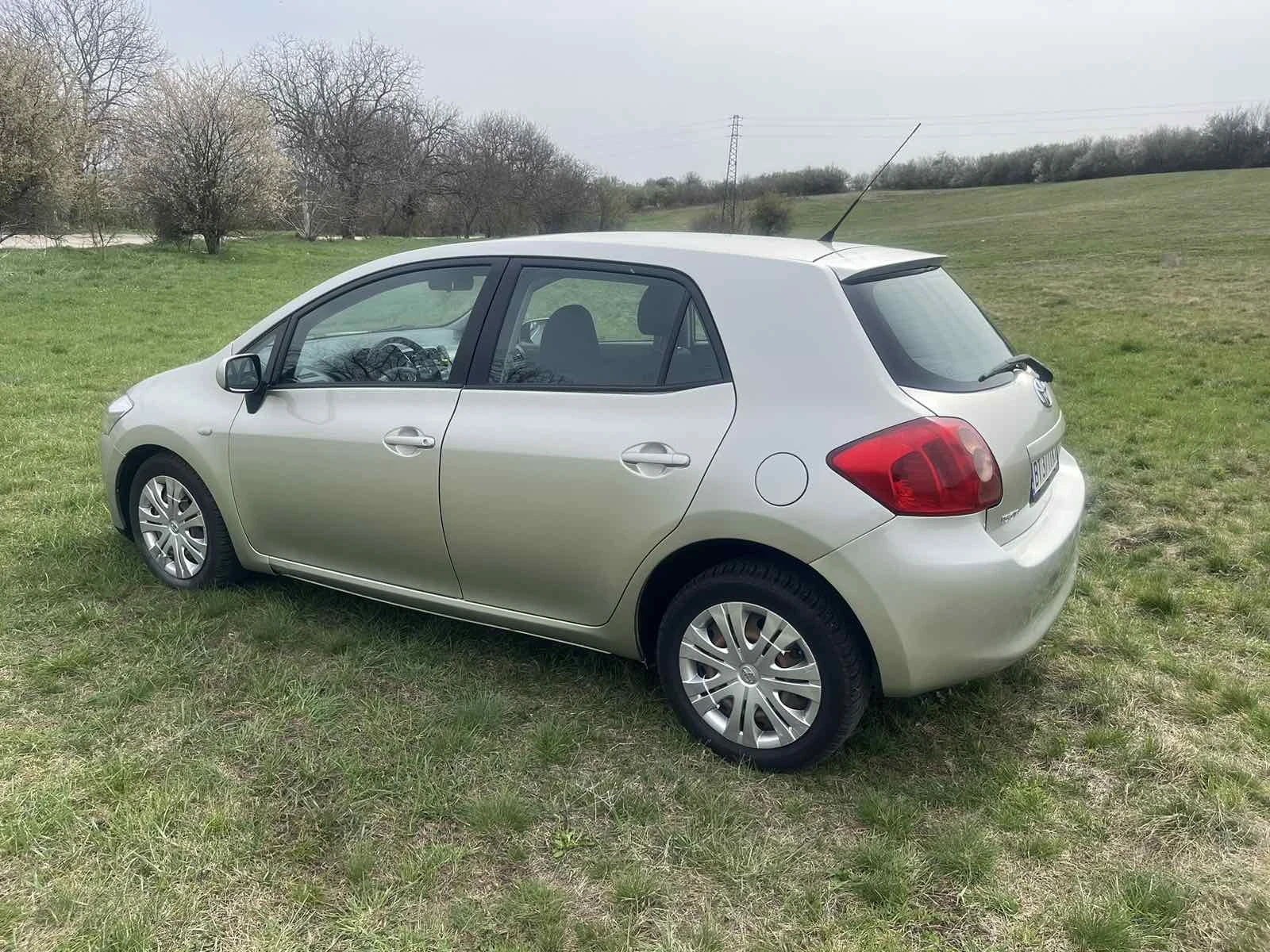 Toyota Auris 1, 6 - изображение 6