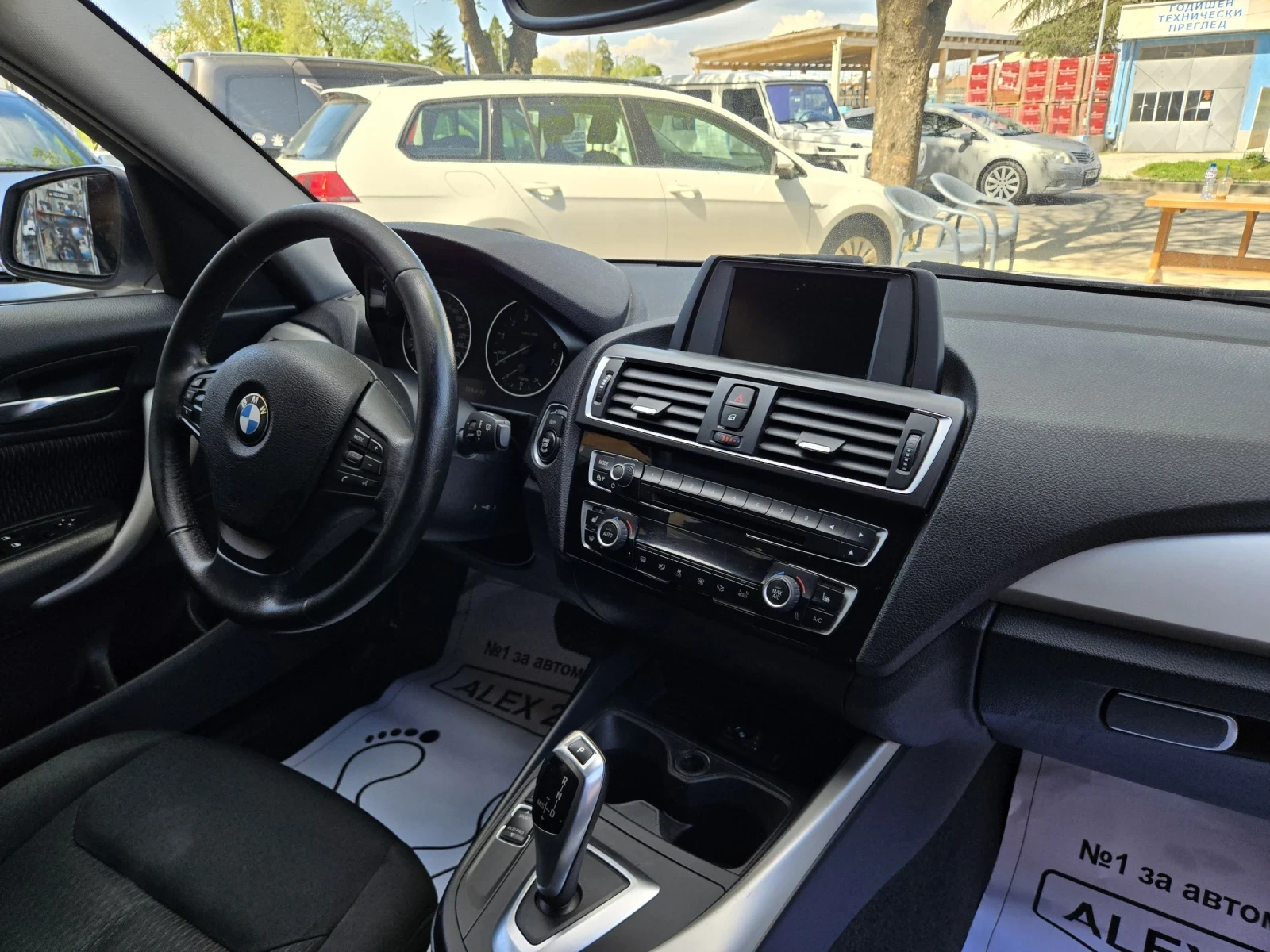 BMW 118  - изображение 7