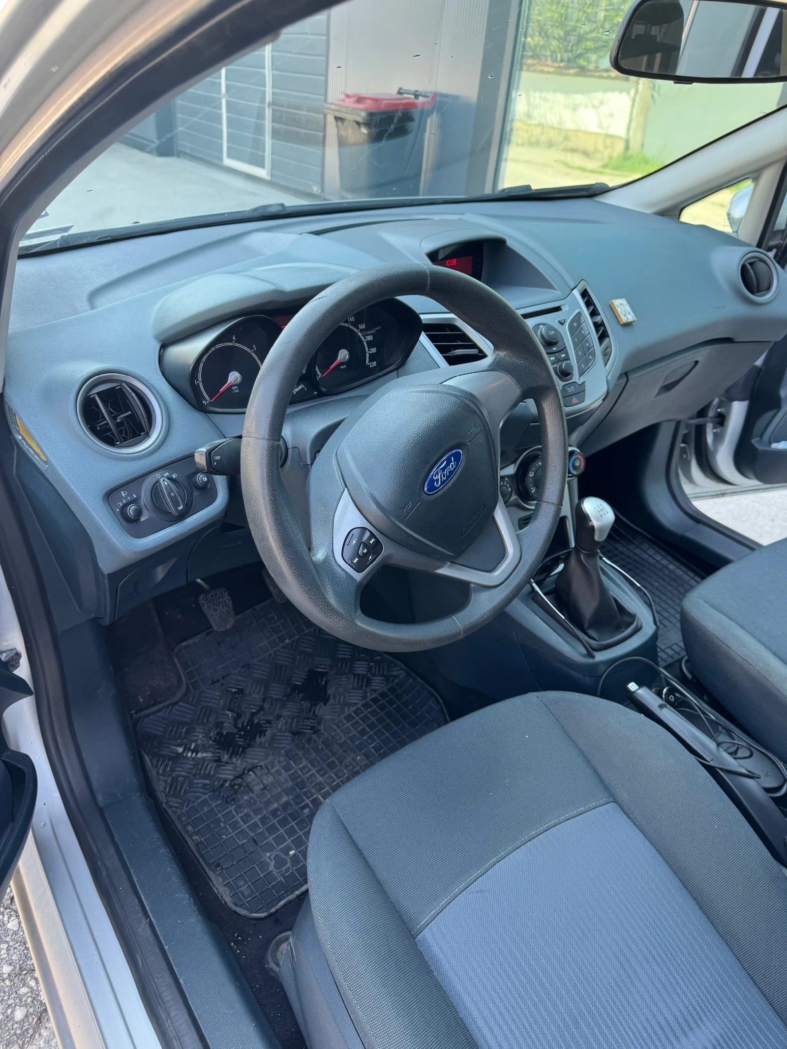 Ford Fiesta 1, 3 - изображение 3