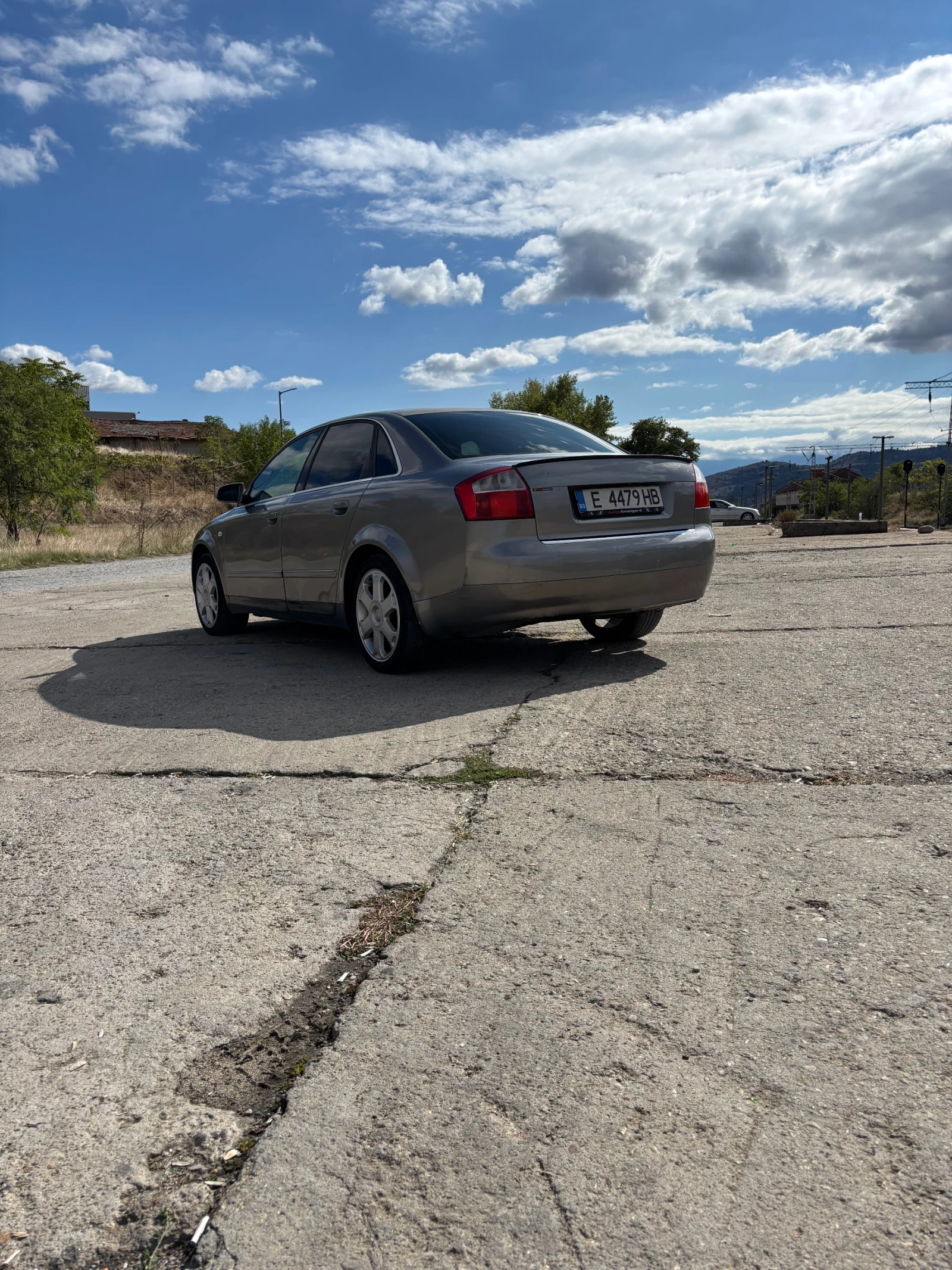 Audi A4  - изображение 2