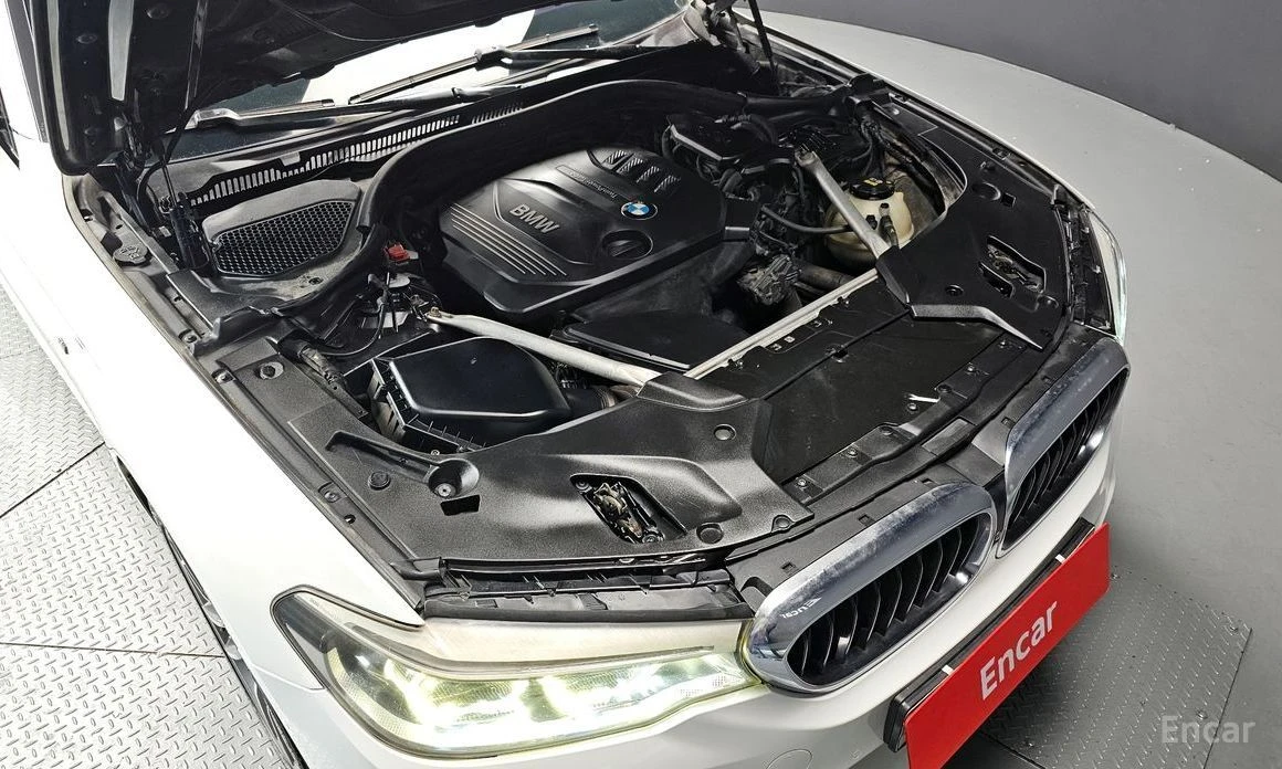 BMW 520  - изображение 6