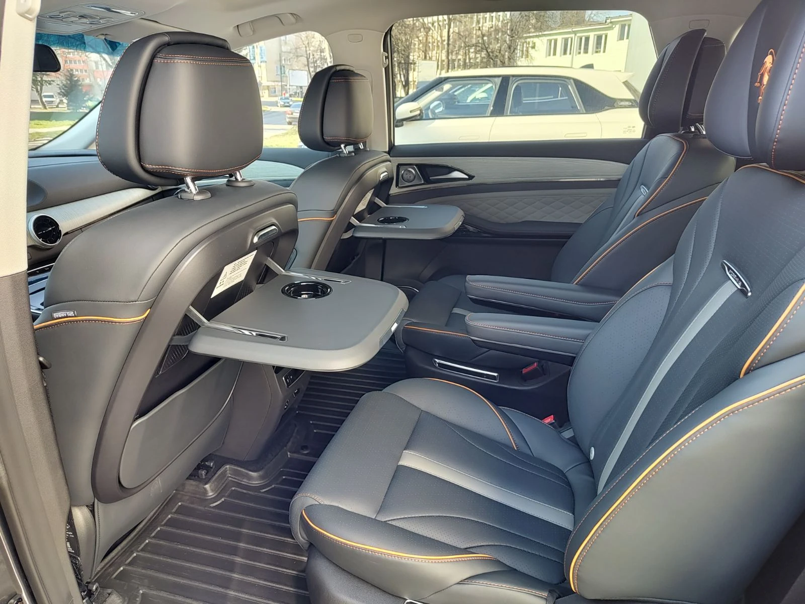 DONGFENG M4-YACHT 1.5T, снимка 12 - Автомобили и джипове - 53724359