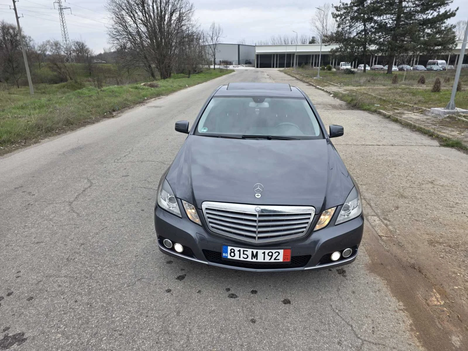 Mercedes-Benz E 350, снимка 2 - Автомобили и джипове - 53906391