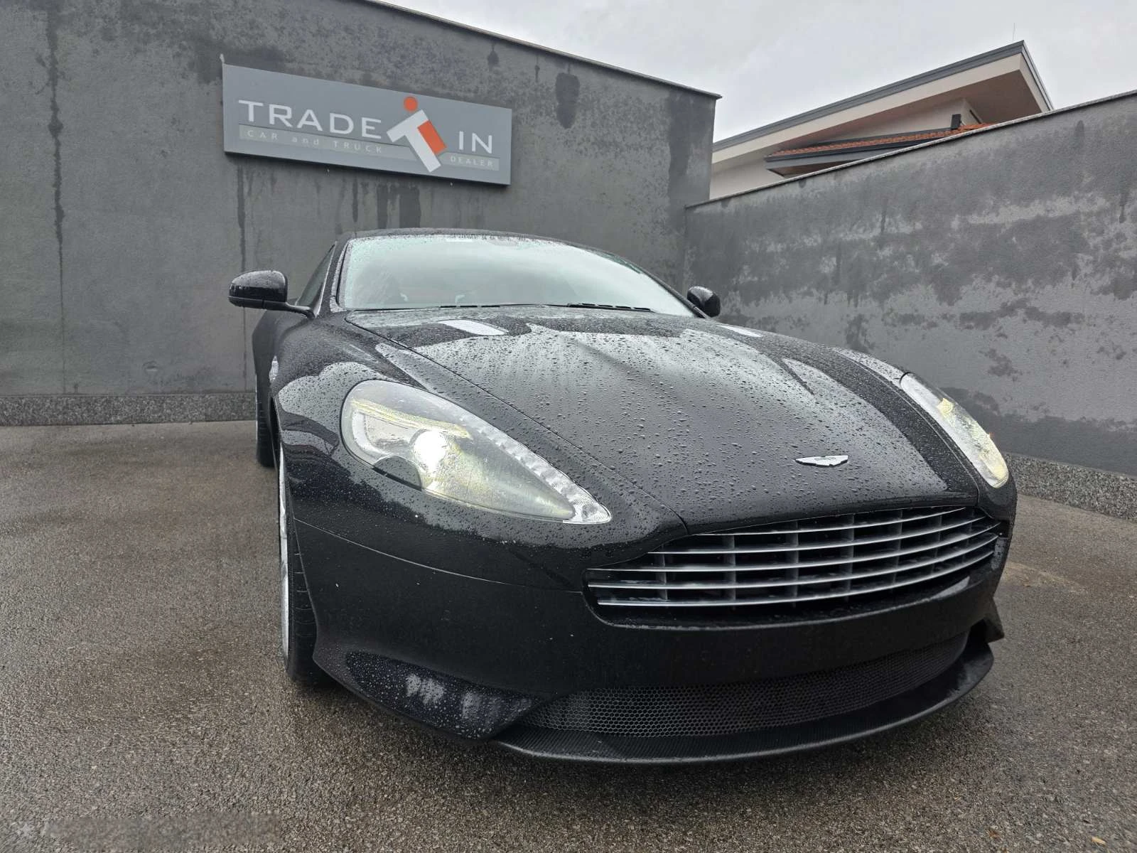 Aston Martin Db9 COUPE 6.0L V12, снимка 3 - Автомобили и джипове - 54062436