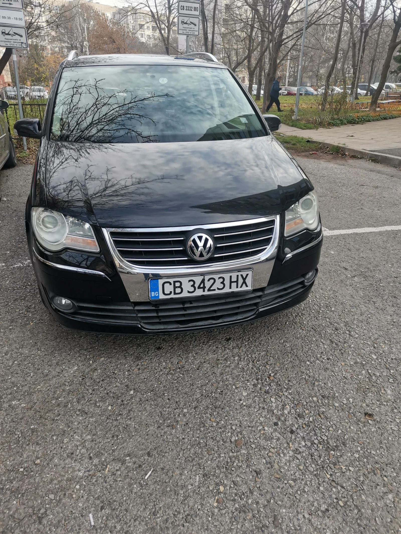 VW Touran 2.0i ECOFUEL HIGH, снимка 2 - Автомобили и джипове - 54170645