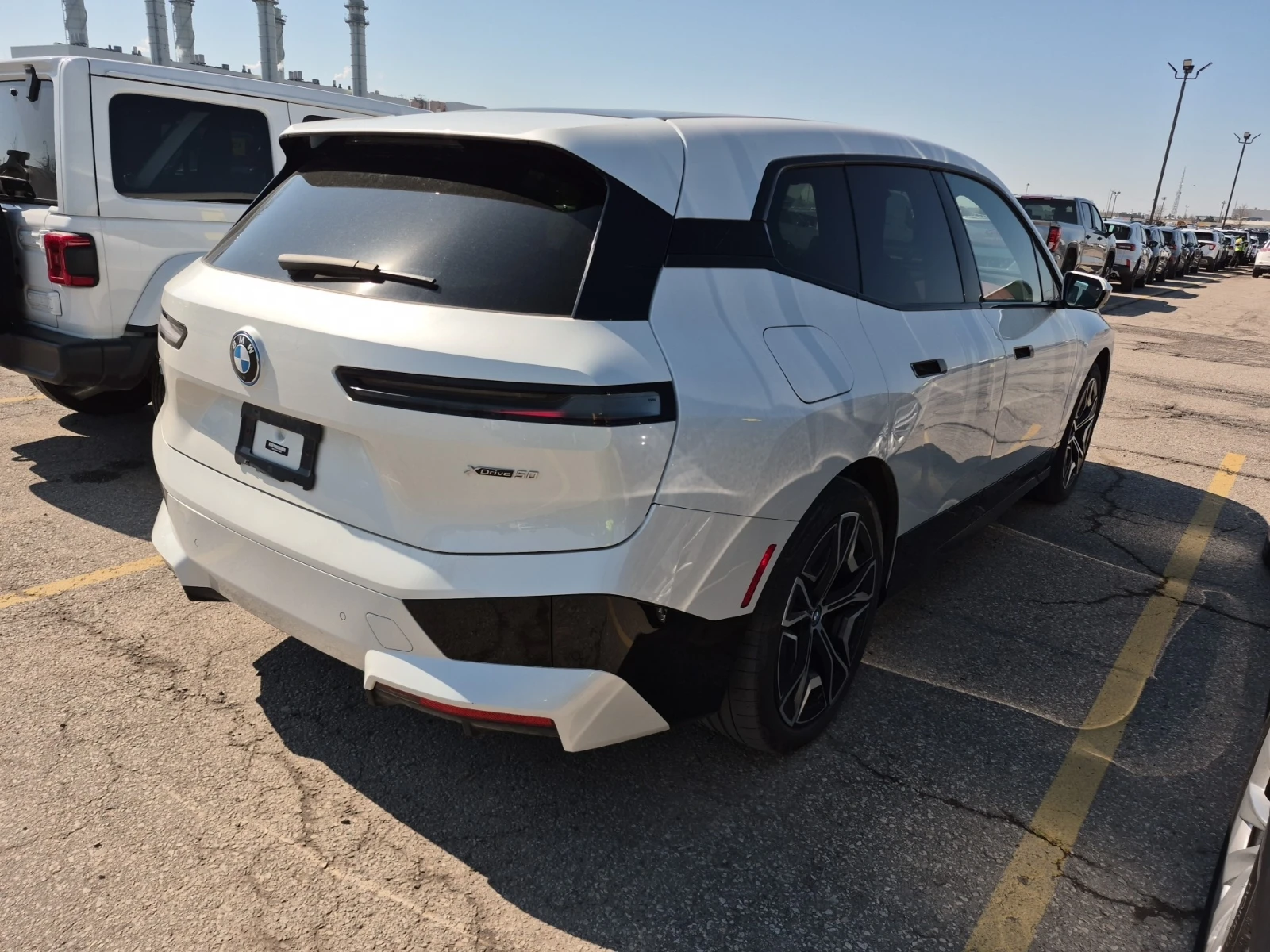 BMW iX XDRIVE50* �-pack* 360view* H&K* Pano* ���������* � | Mobile.bg � ����������� 2