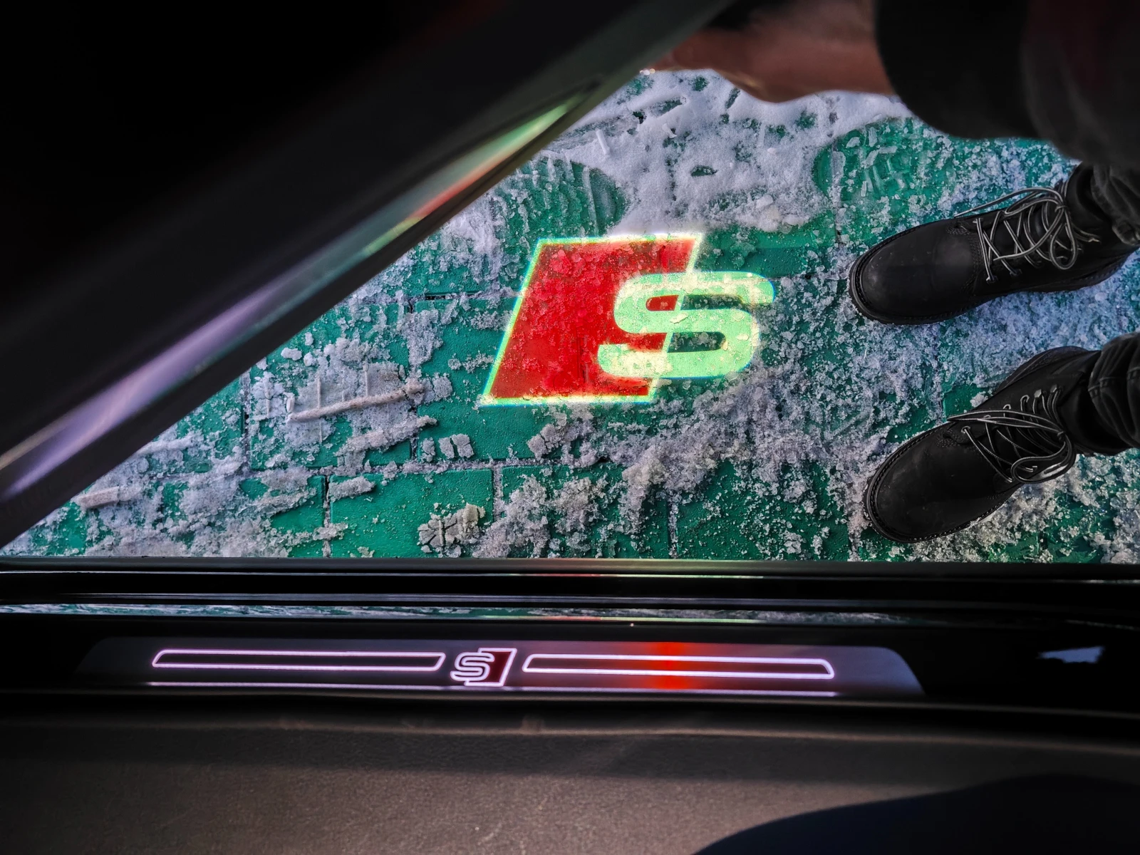Audi E-Tron S, снимка 8 - Автомобили и джипове - 55298422