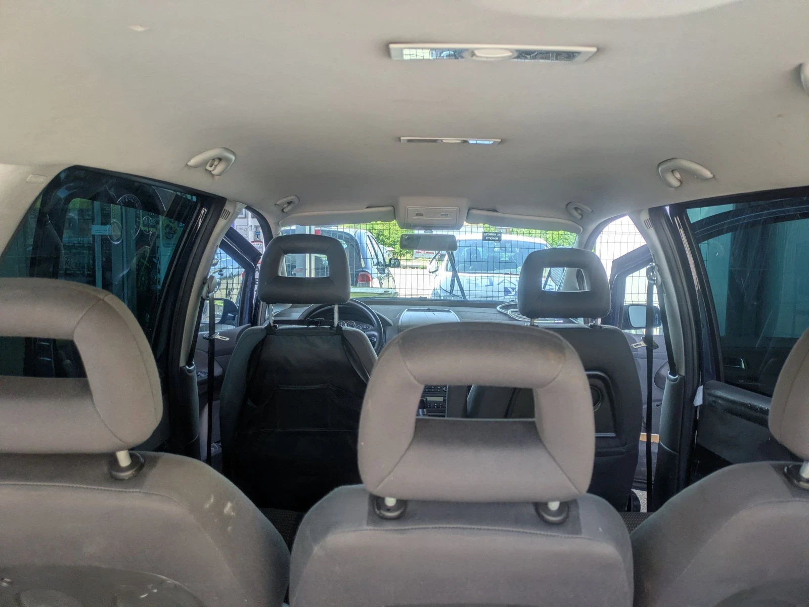 Seat Alhambra, снимка 15 - Автомобили и джипове - 55362260