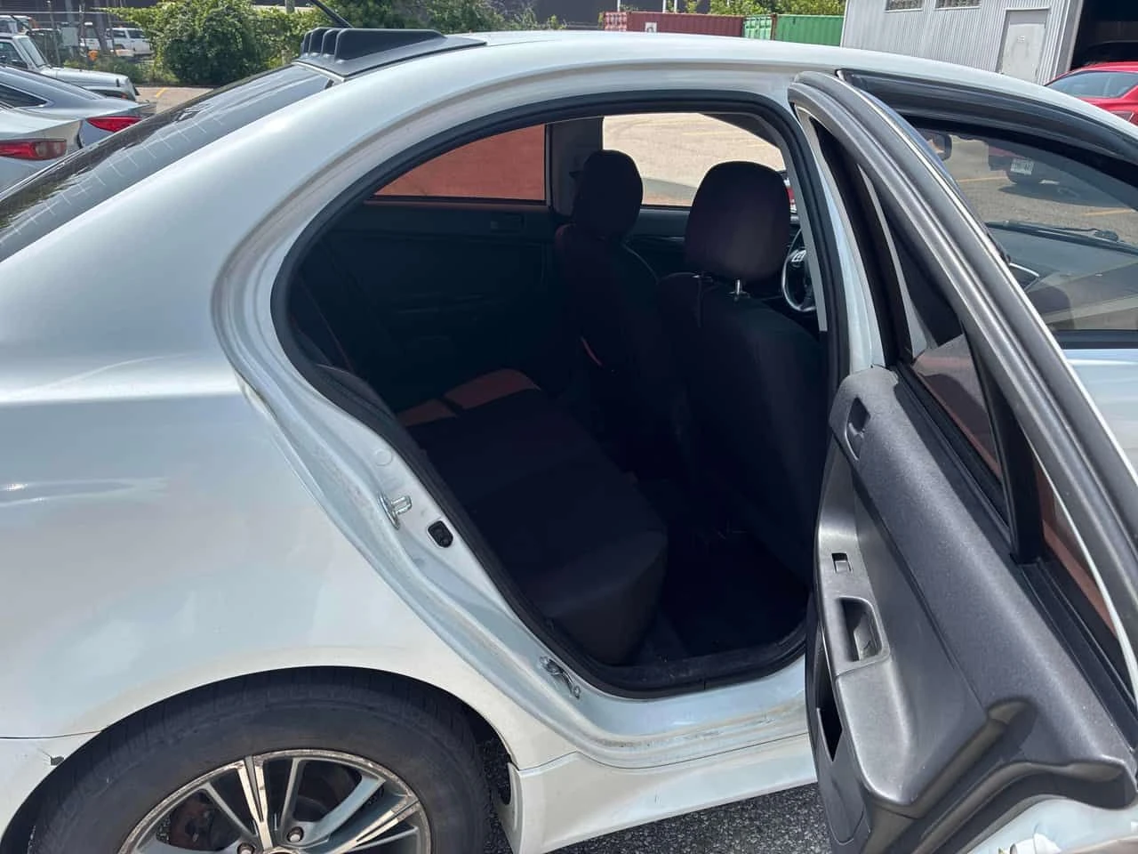 Mitsubishi Lancer * 4dr Sdn FWD * CARFAX * ФИНАНСИРАНЕ, снимка 17 - Автомобили и джипове - 55418027