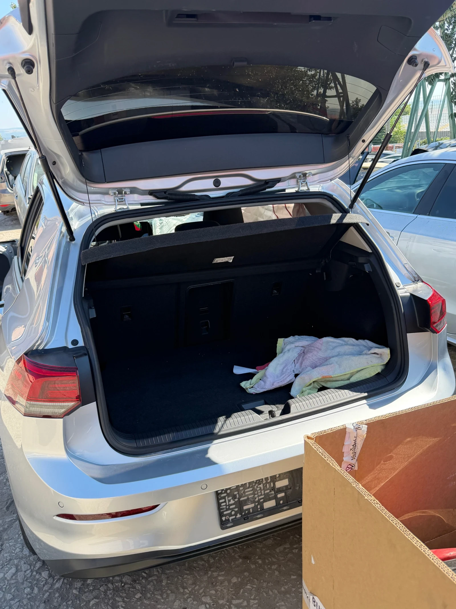 VW Golf 2.0tdi автомат dtb, снимка 6 - Автомобили и джипове - 55589901