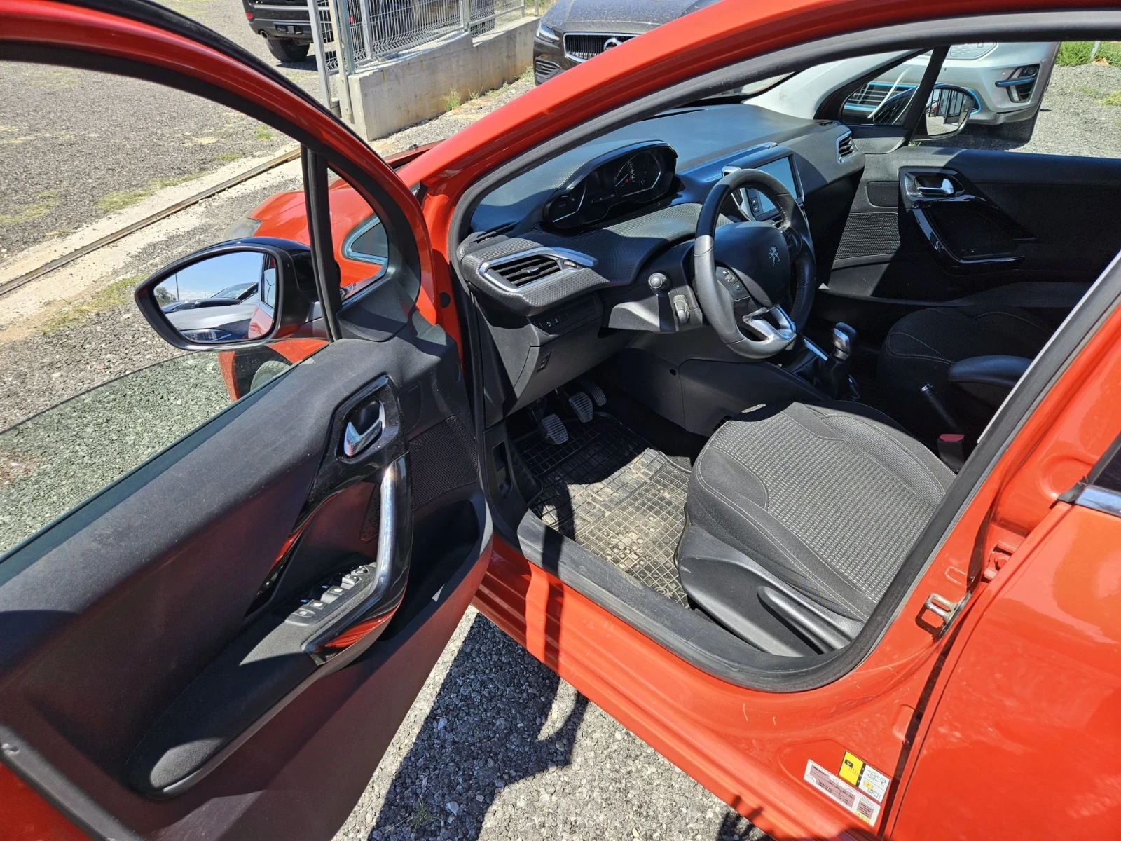 Peugeot 208 1.6HDI euro6 | Mobile.bg � ����������� 10