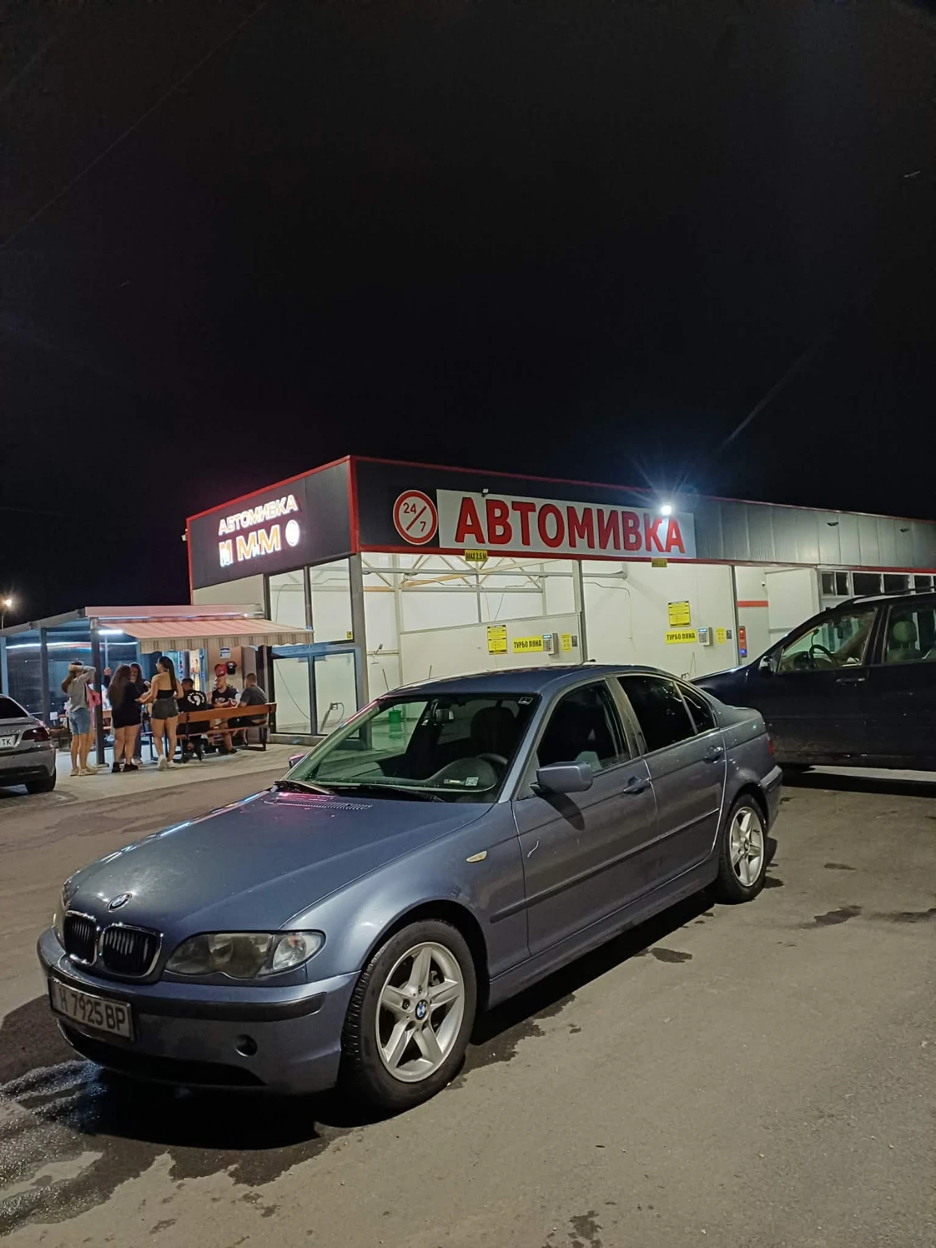 BMW 320
