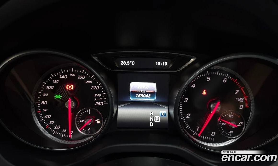 Mercedes-Benz CLA CLA250 4MATIC, снимка 10 - Автомобили и джипове - 56117232