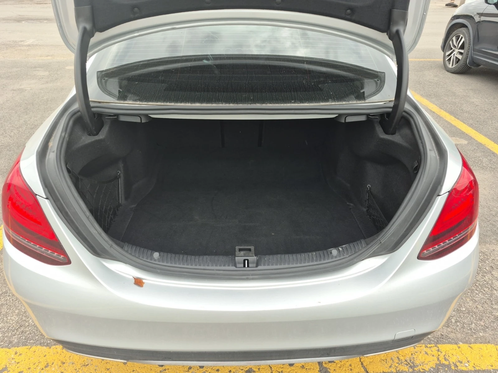 Mercedes-Benz C 300 * AMG Line * CARFAX * Без инциденти * , снимка 13 - Автомобили и джипове - 56125456