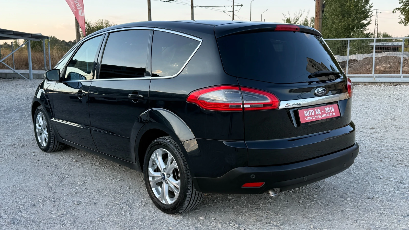 Ford S-Max 2.0TDCI-140кс/ПАНОРАМА/КОЖА/ПОДГРЕВ/LED/ИТАЛИЯ, снимка 4 - Автомобили и джипове - 56282502