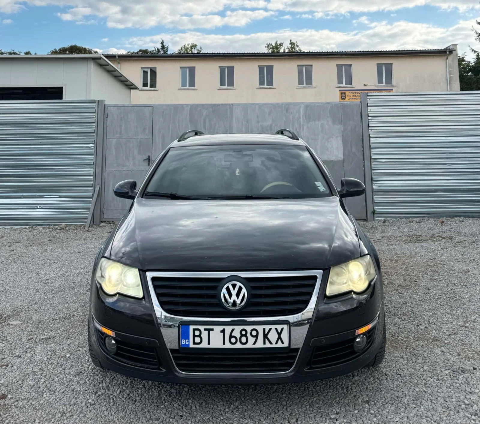 VW Passat ОБСЛУЖЕНА* НАВИГАЦИЯ , снимка 2 - Автомобили и джипове - 56321164