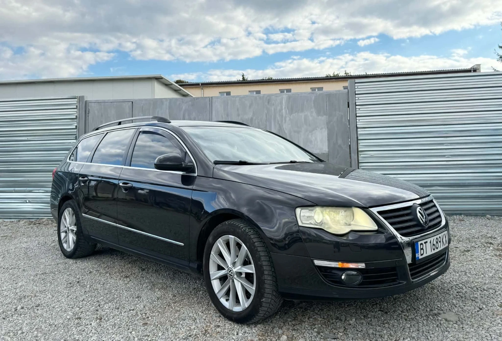 VW Passat ОБСЛУЖЕНА* НАВИГАЦИЯ , снимка 3 - Автомобили и джипове - 56321164