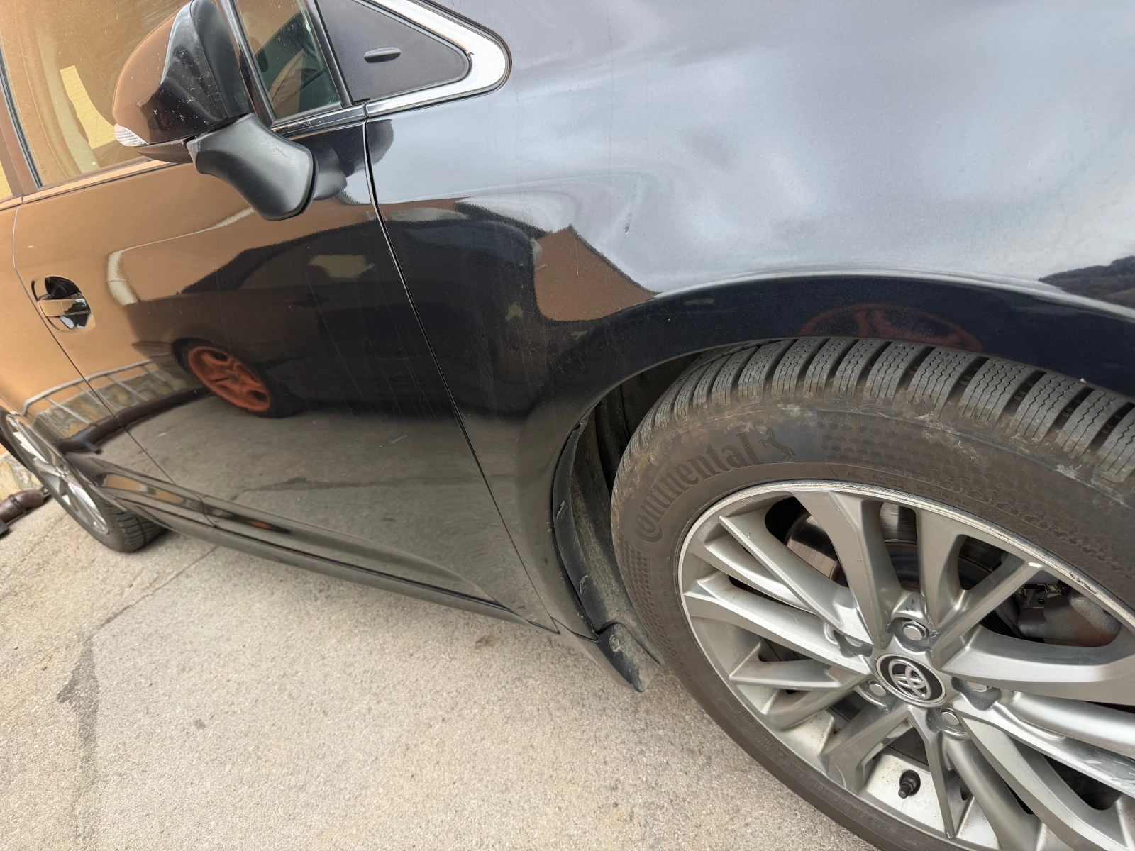 Toyota Avensis 2.0 D-4D, снимка 7 - Автомобили и джипове - 56707576