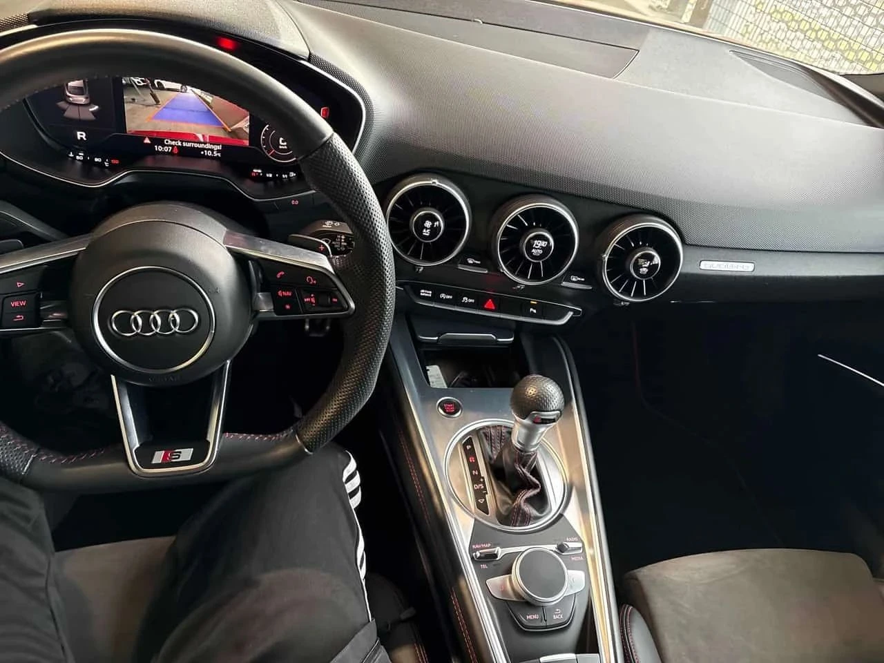 Audi Tt, снимка 8 - Автомобили и джипове - 56717999