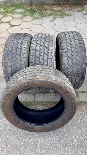 Jeep Grand cherokee 3.6 Overland* ДИСТР* ПАНОРАМА* ОБДУХ* 2 чифта гуми, снимка 16