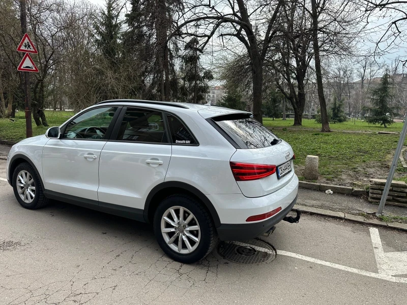 Audi Q3, снимка 8 - Автомобили и джипове - 47132157