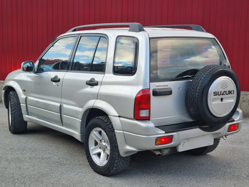 Suzuki Grand vitara Facelift 2.0 Бензин Италия, снимка 5 - Автомобили и джипове - 48085243