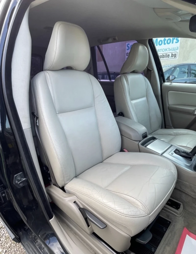 Volvo Xc90, снимка 10 - Автомобили и джипове - 48368757