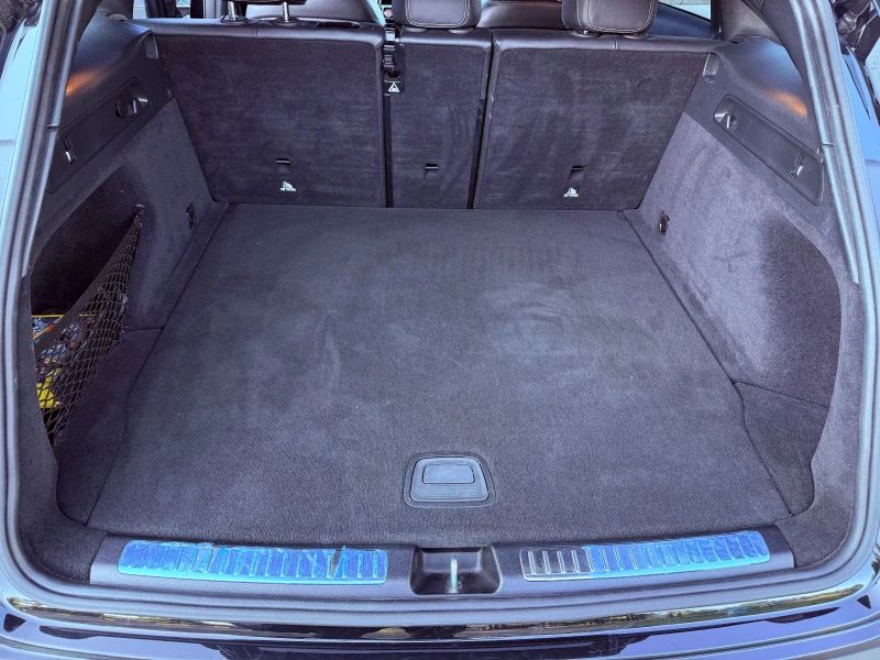 Mercedes-Benz EQC 400 , снимка 10 - Автомобили и джипове - 52261062