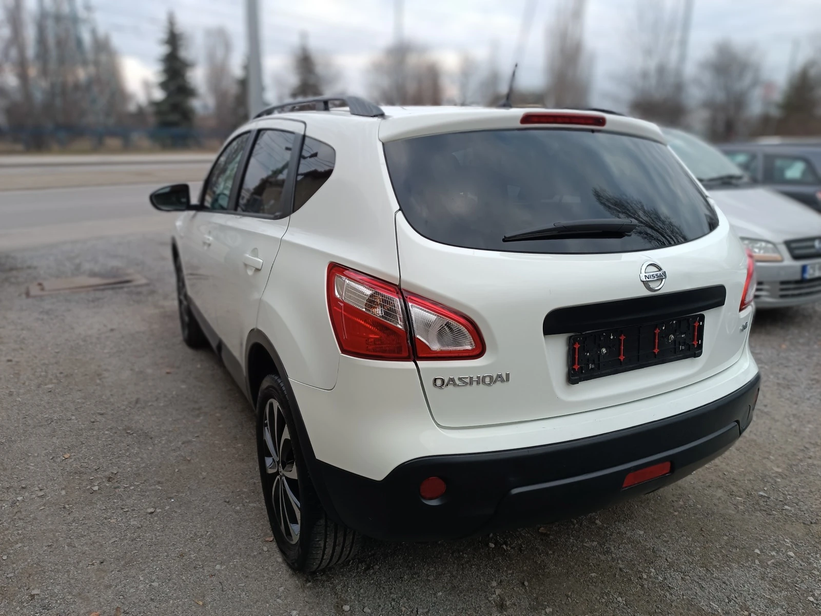 Nissan Qashqai 1.6DCI 4X4PANORAMA KAMERA-360-NAVI EURO 5B - изображение 5