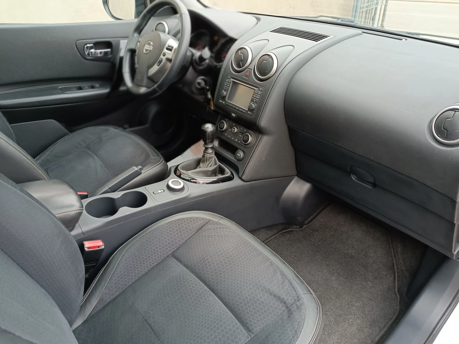 Nissan Qashqai 1.6DCI 4X4PANORAMA KAMERA-360-NAVI EURO 5B | Mobile.bg   14