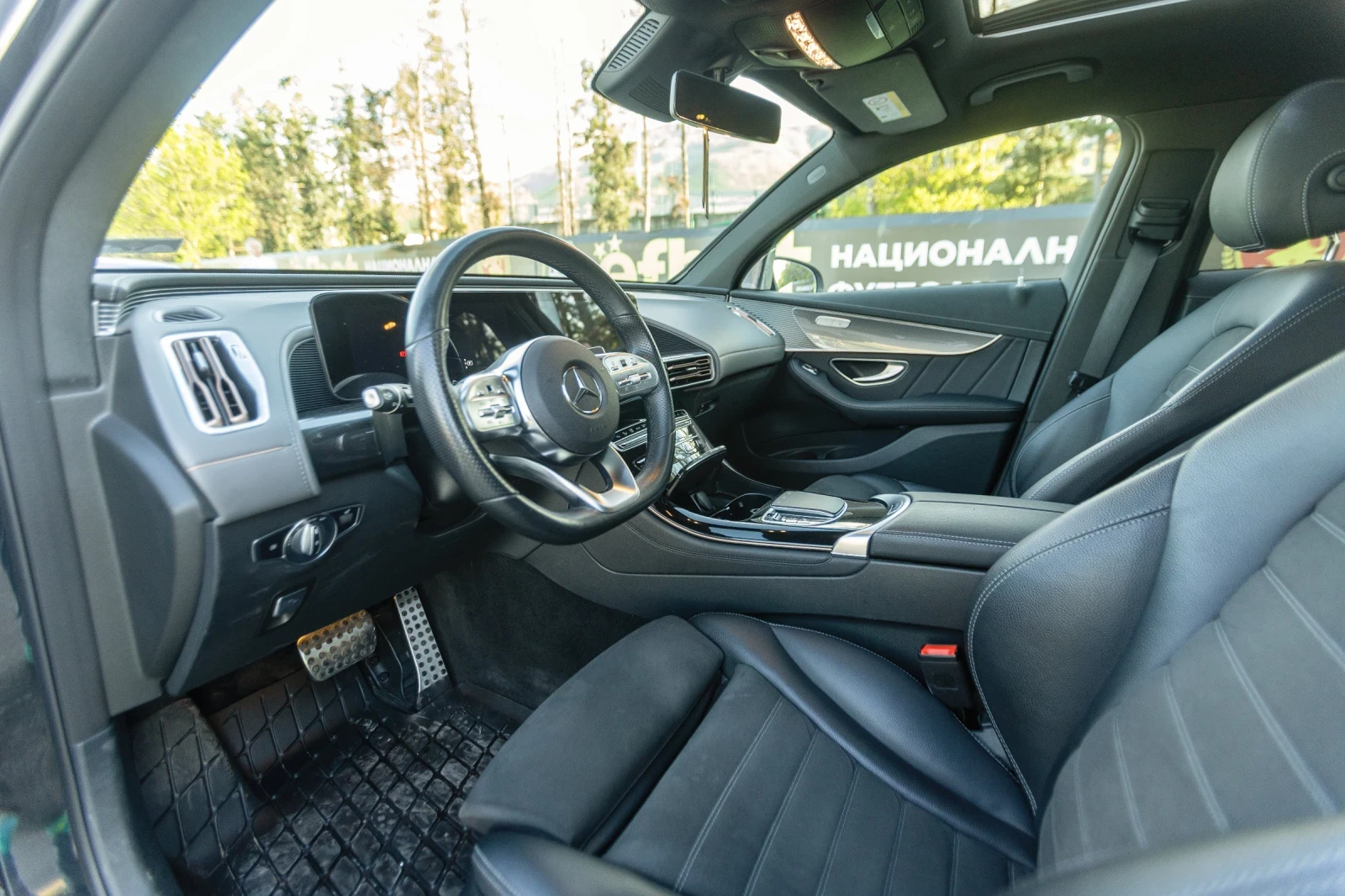 Mercedes-Benz EQC  AMG 400 , снимка 12 - Автомобили и джипове - 53345973