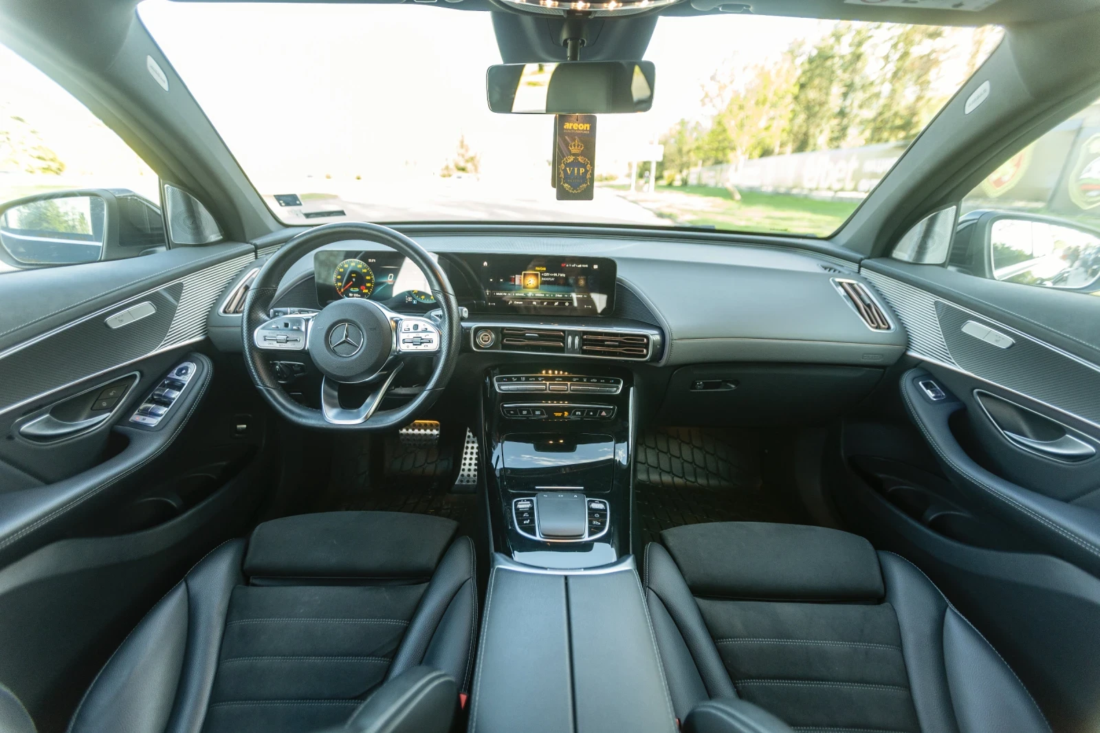 Mercedes-Benz EQC  AMG 400 , снимка 8 - Автомобили и джипове - 53345973