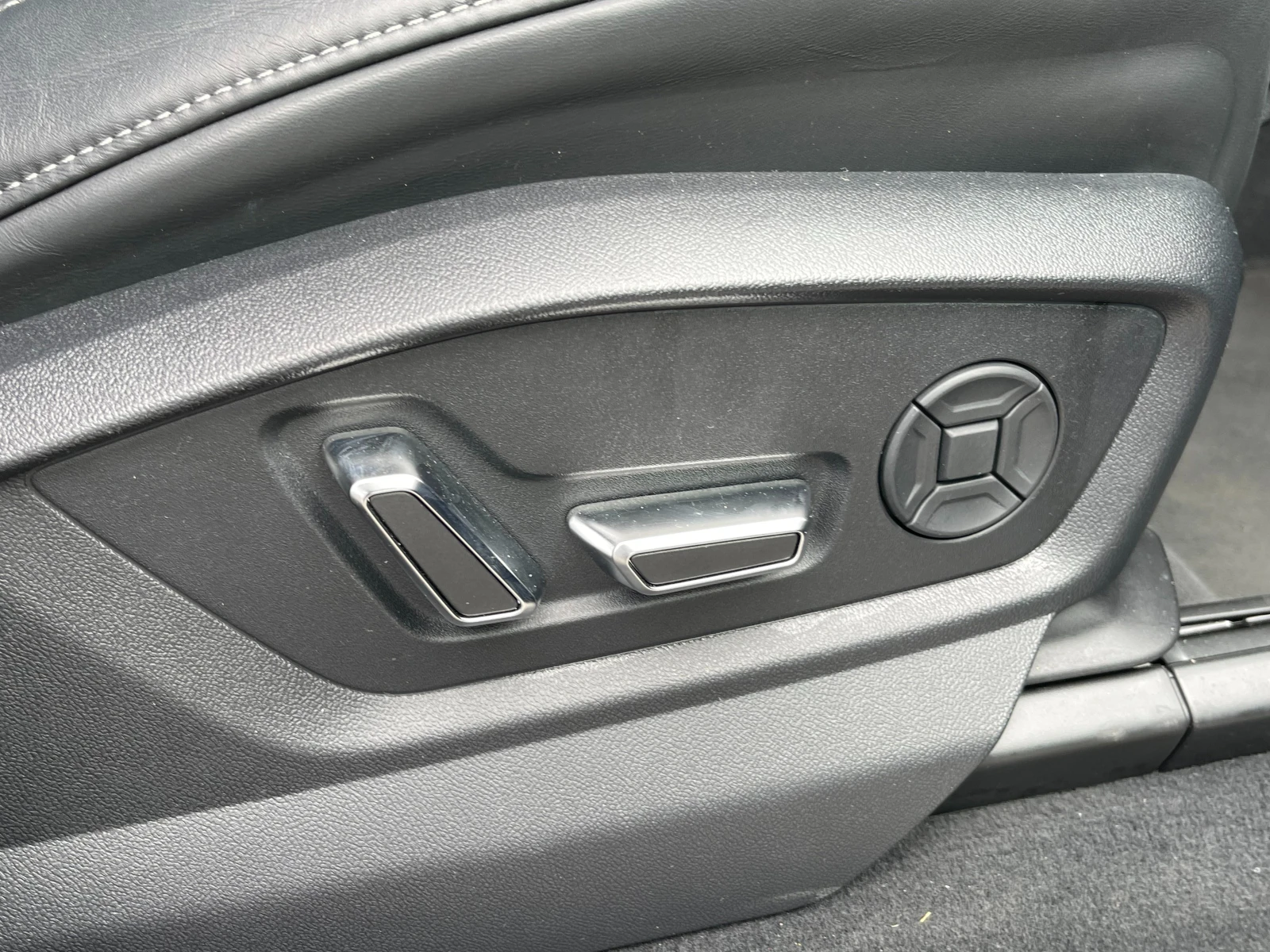 Audi SQ7 4.0 V8T Matrix/Head Up/Pano/B&O/ | Mobile.bg   16