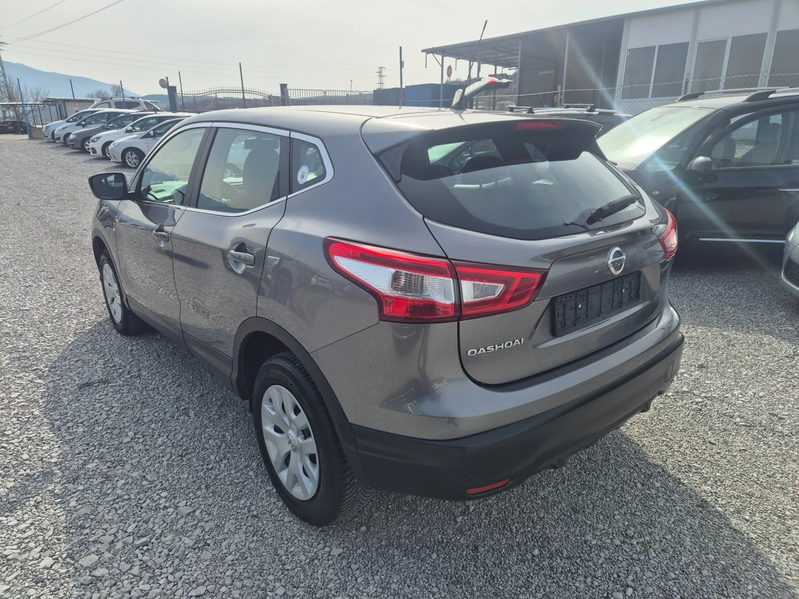 Nissan Qashqai 1.2 e6 - изображение 3