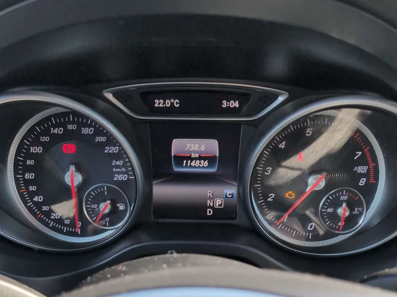 Mercedes-Benz GLA 250 CARFAX/ПАНОРАМА/ПОДГРЕВИ/ОТ MERCEDES, снимка 8 - Автомобили и джипове - 53925277