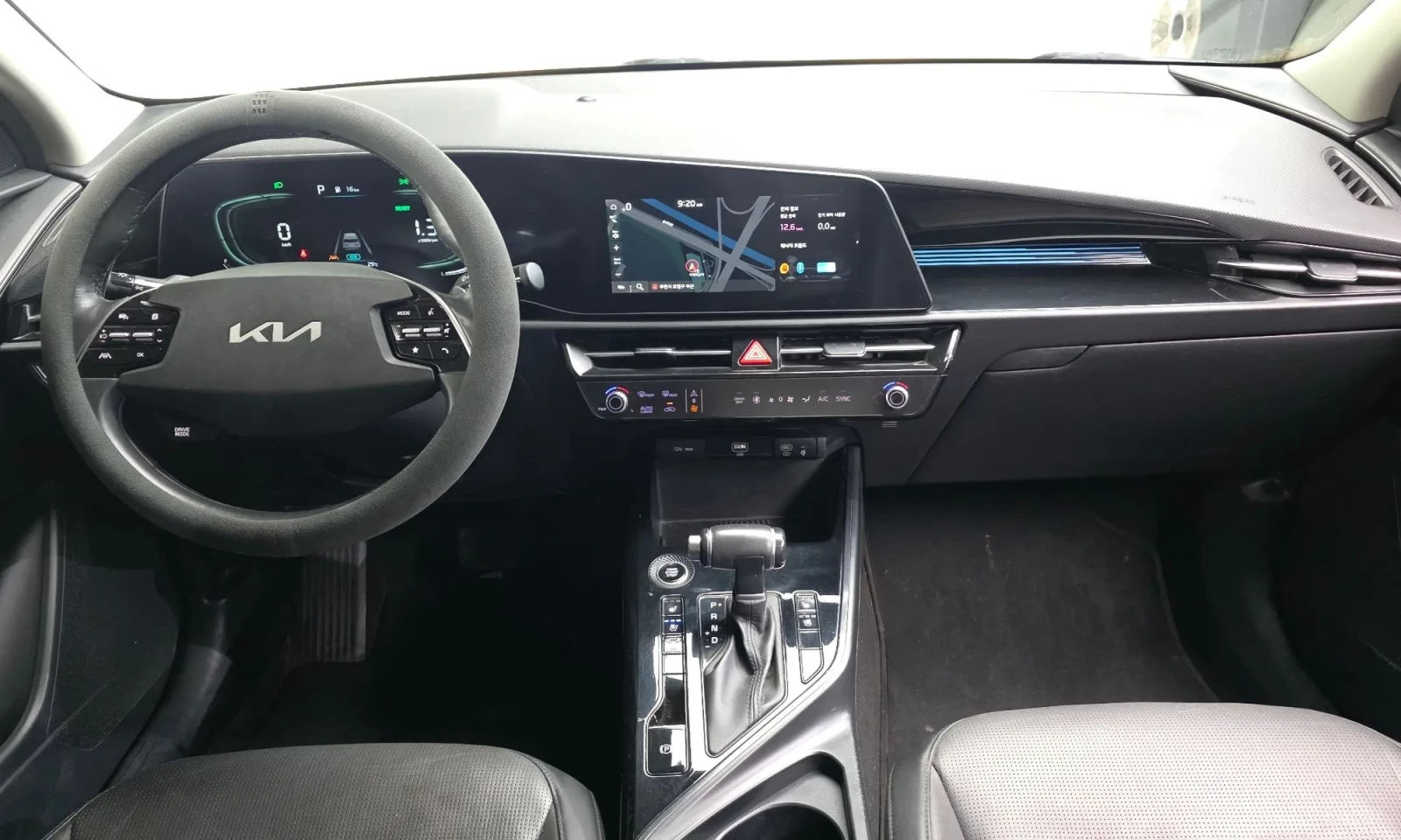 Kia Niro ЛИЗИНГ\РЕАЛНИ КИЛОМЕТРИ\ТОП СЪСТОЯНИЕ, снимка 7 - Автомобили и джипове - 56081646