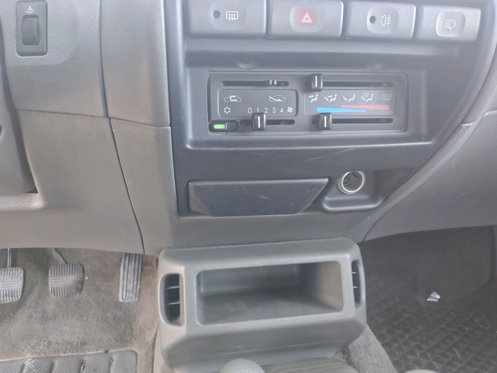 Nissan Terrano ������ 4x4 | Mobile.bg � ����������� 11