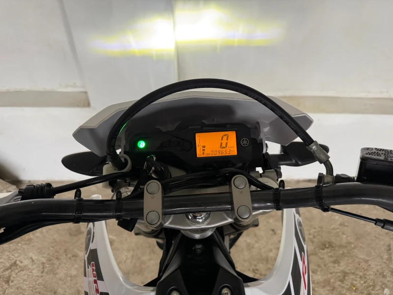 Yamaha Wr 125R регистрация A1, снимка 5 - Мотоциклети и мототехника - 53563379