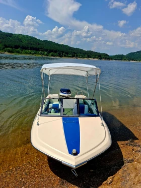 Моторна яхта Glastron Glastron Futura 162, снимка 2