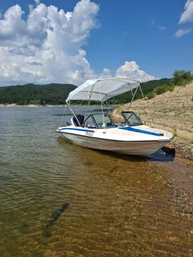 Моторна яхта Glastron Glastron Futura 162, снимка 12