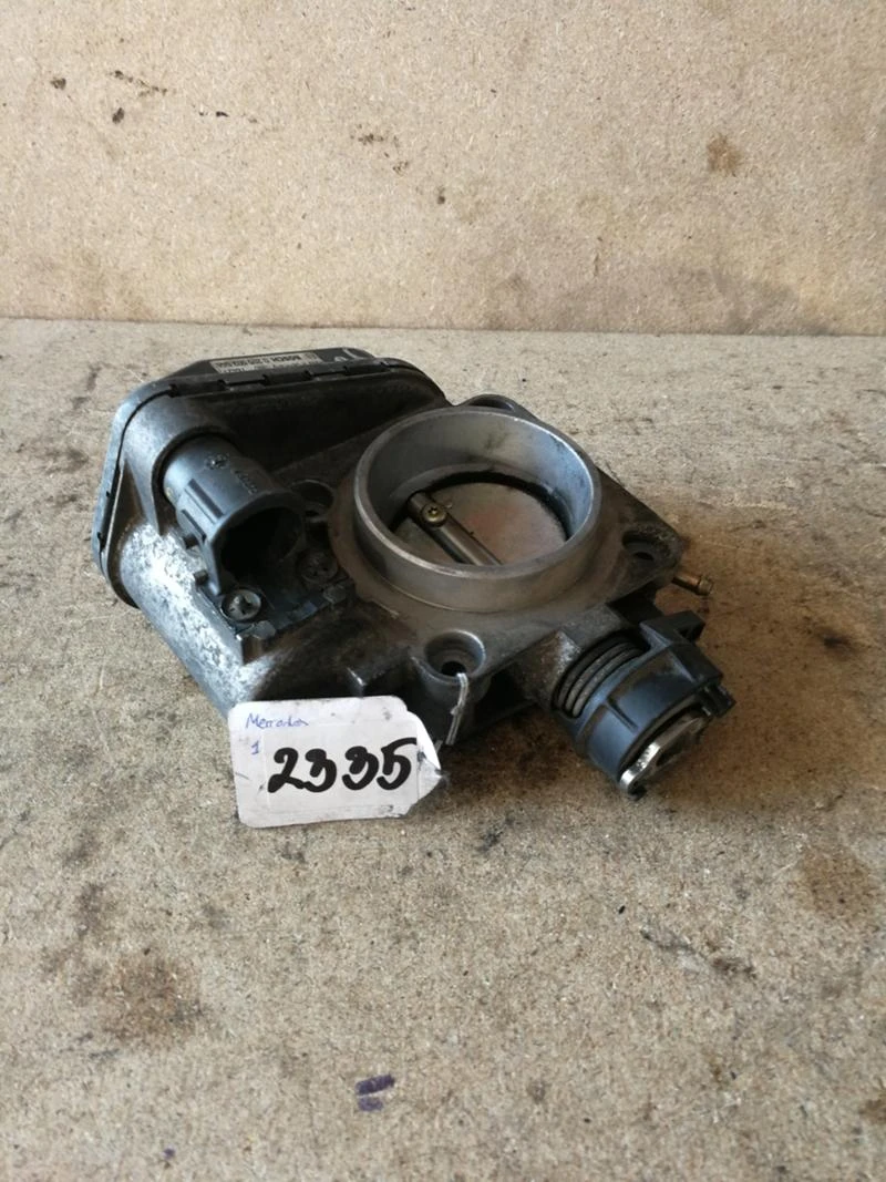 дроселова клапа  Mercedes W208 R170 2.3 Kompressor , снимка 1 - Части - 41998462