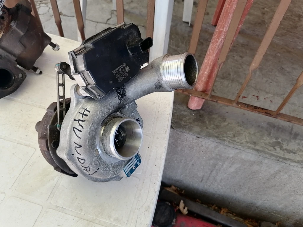   Hyundai Tucson/ Kia Sportage 2.0 CRDI | Mobile.bg   1